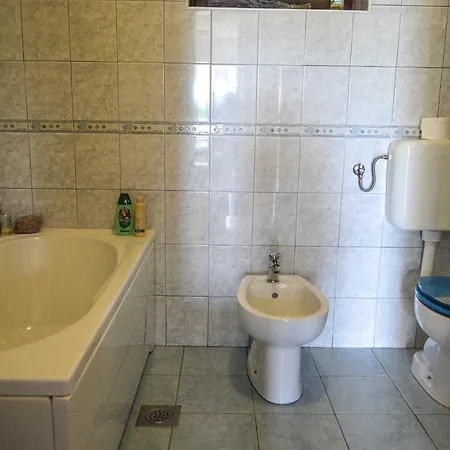 Golden Valley & Ranch Apartment