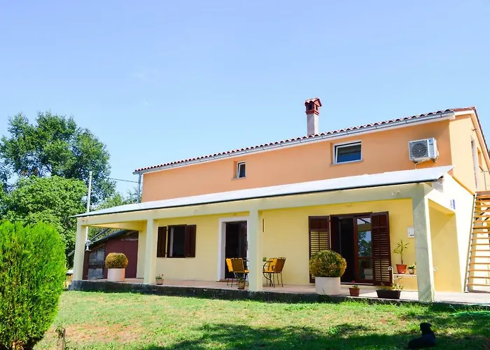 Golden Valley & Ranch * Martinski