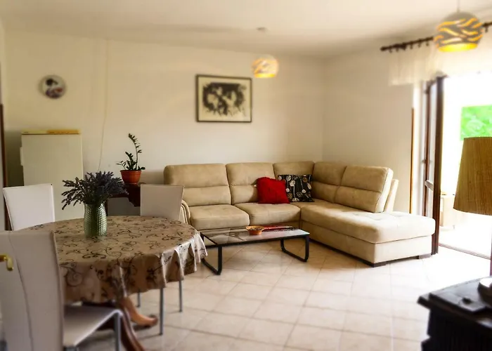 Golden Valley & Ranch *